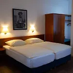Arkade 3*